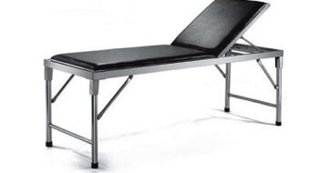 Examination couches.jpg